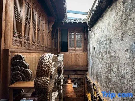 Xidi Wulu · Huizhou-Style Courtyard Leisure Homestay