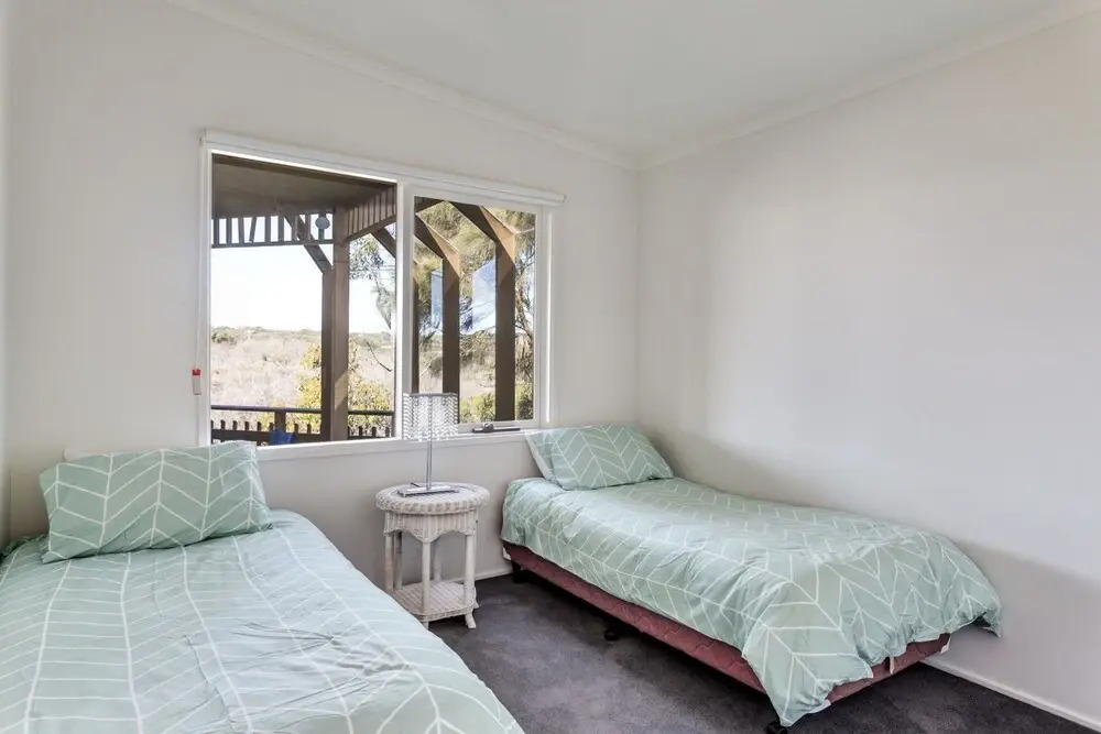 The Heyfield Hideaway: Tennis & Spa