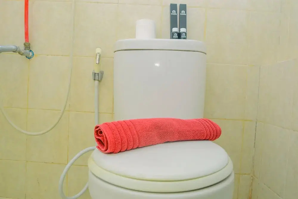 Cozy Studio Apartment at Grand Emerald Gading Nias Residences