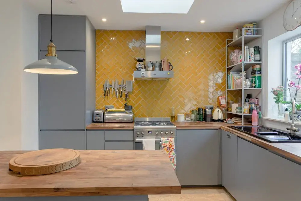 Stunning Flat In West London With A Garden