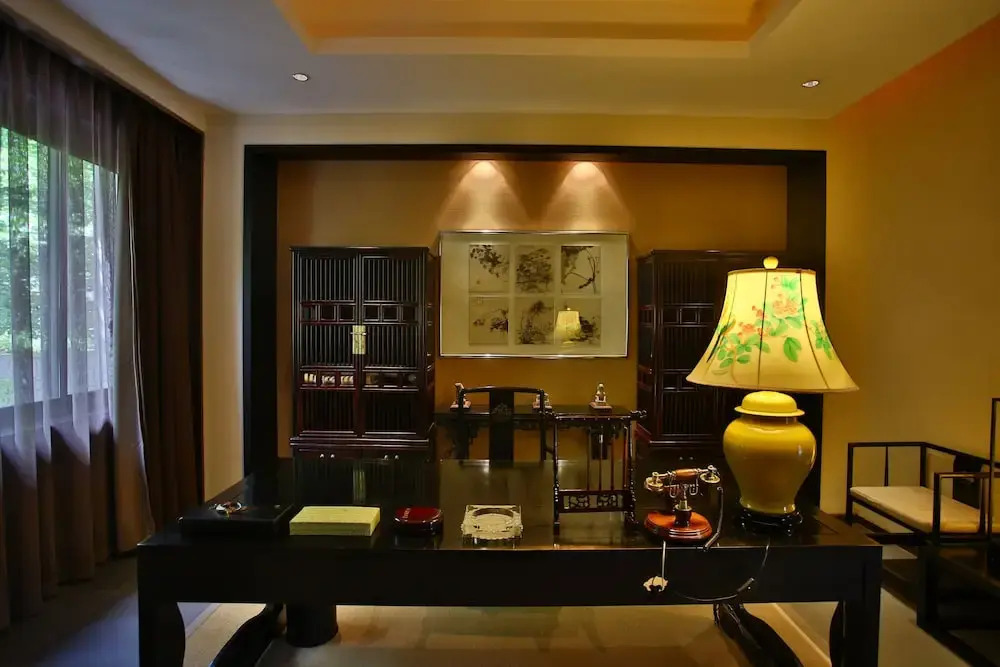 ZuoYouKe Qinling West Brigade Hotel
