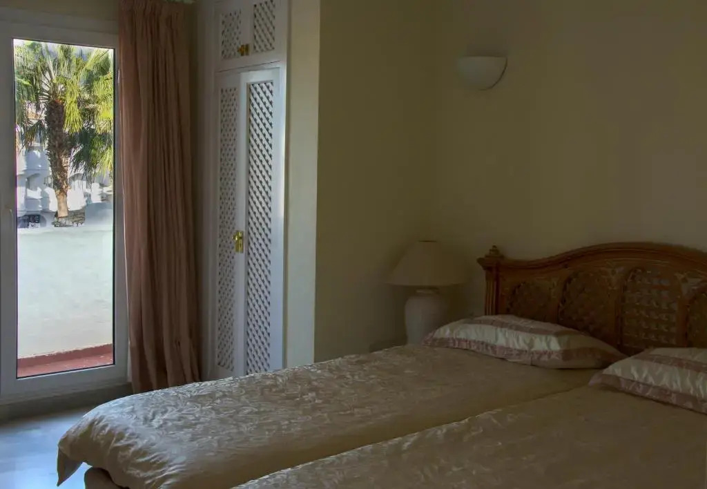 Magnificent Port-Beach 5* Luxury Residence