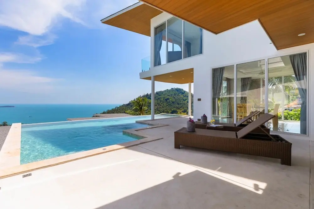 Chaweng Noi Luxury Morden 4-BR Dream Villa