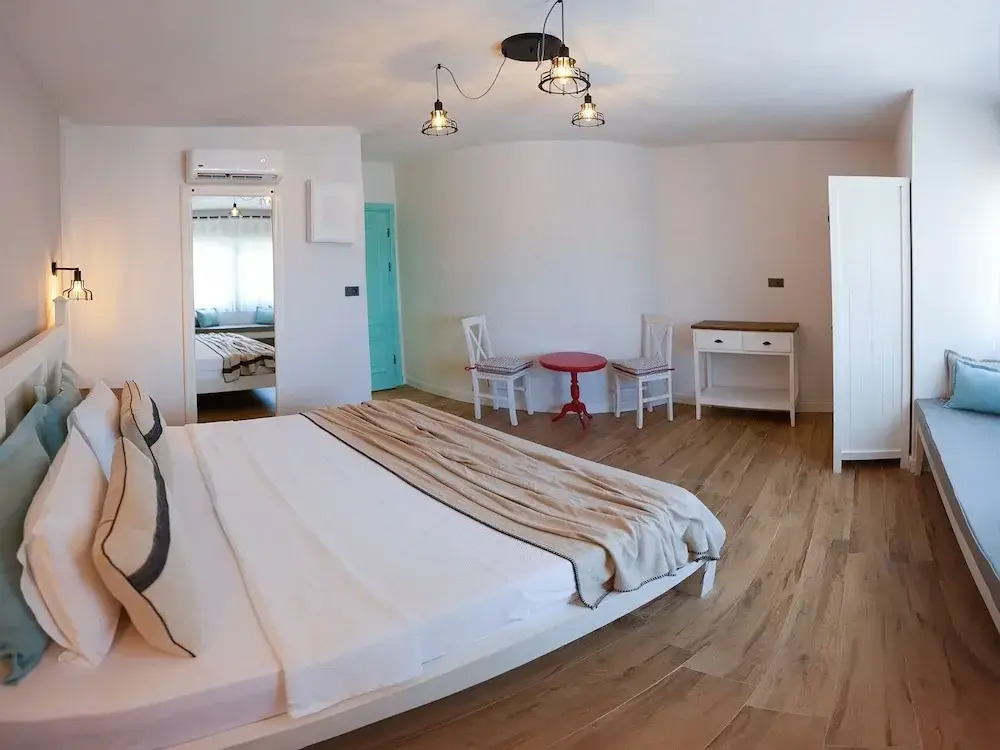 Bi Salkım Bozcaada Otel
