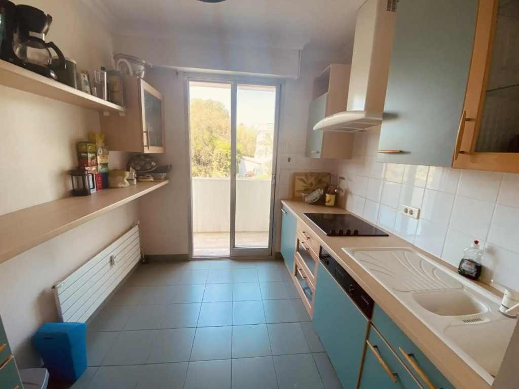Large Light and Modern 2 Bedroomed Apartment in Cannes With Sea Views Pool and Lovely Terrace - 1503