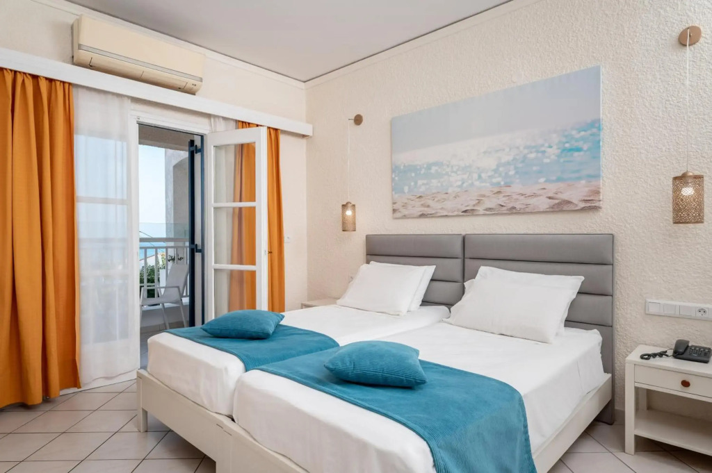 Hydrele Beach Hotel & Village
