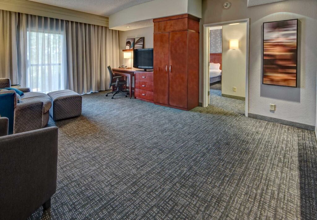 Courtyard by Marriott Memphis Southaven
