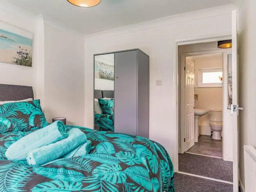 Lovely Apartment 2 King & 2 Single Beds