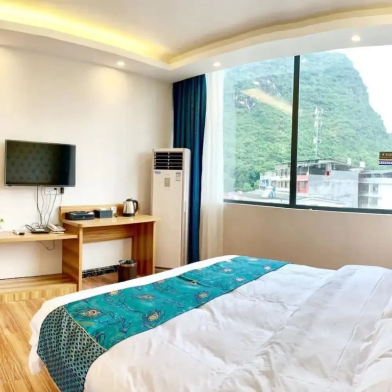 Qingyunge Hotel