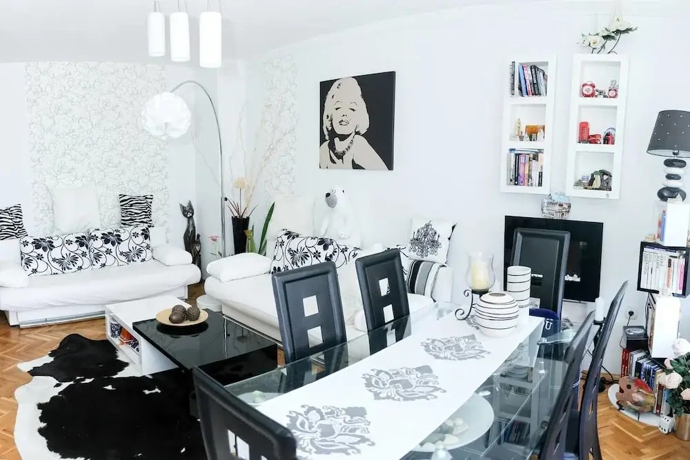 FM Economy 2-BDR Apartment - Joy Family - Varna