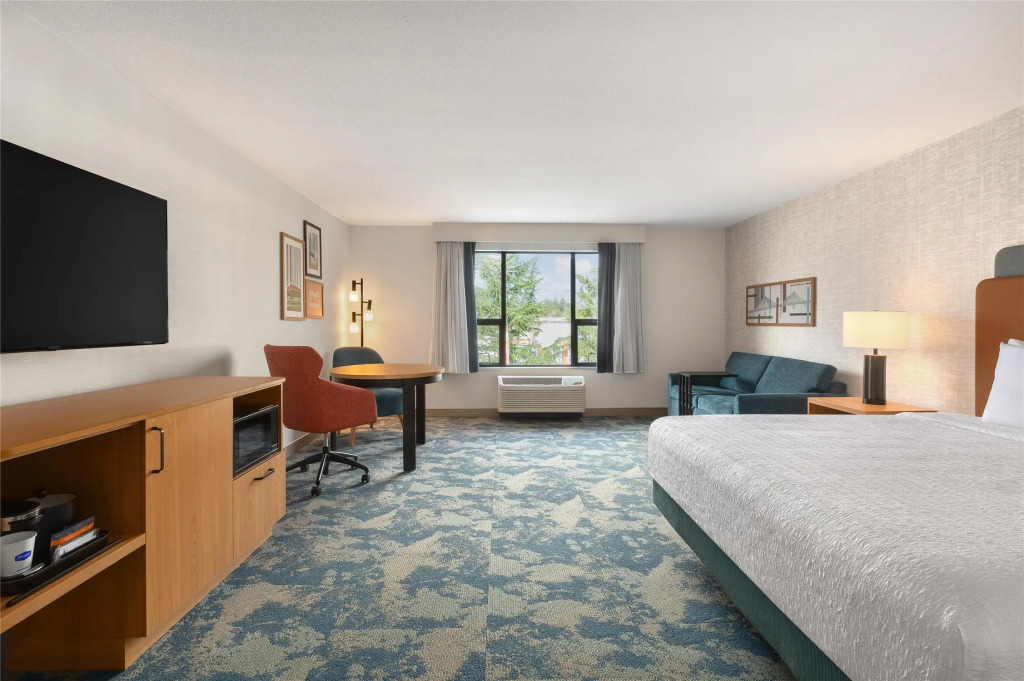 Hampton Inn & Suites by Hilton Langley-Surrey