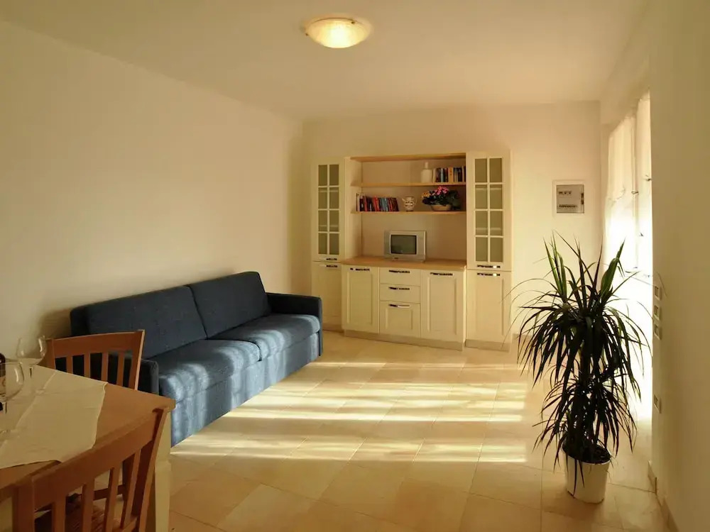 Nice Apartment With a Terrace, Near the Sea