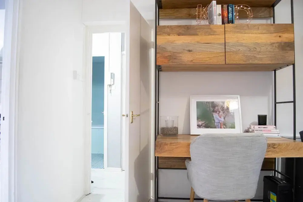 Beautiful Battersea Flat - 4 Guests