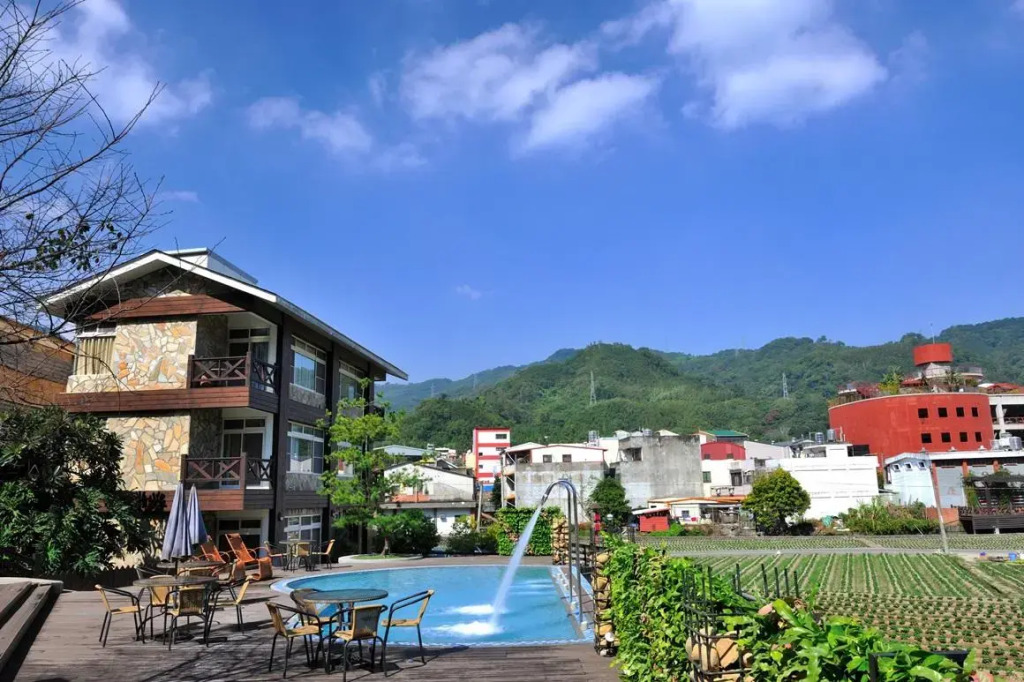 Chi Meng Rou Holiday Villa