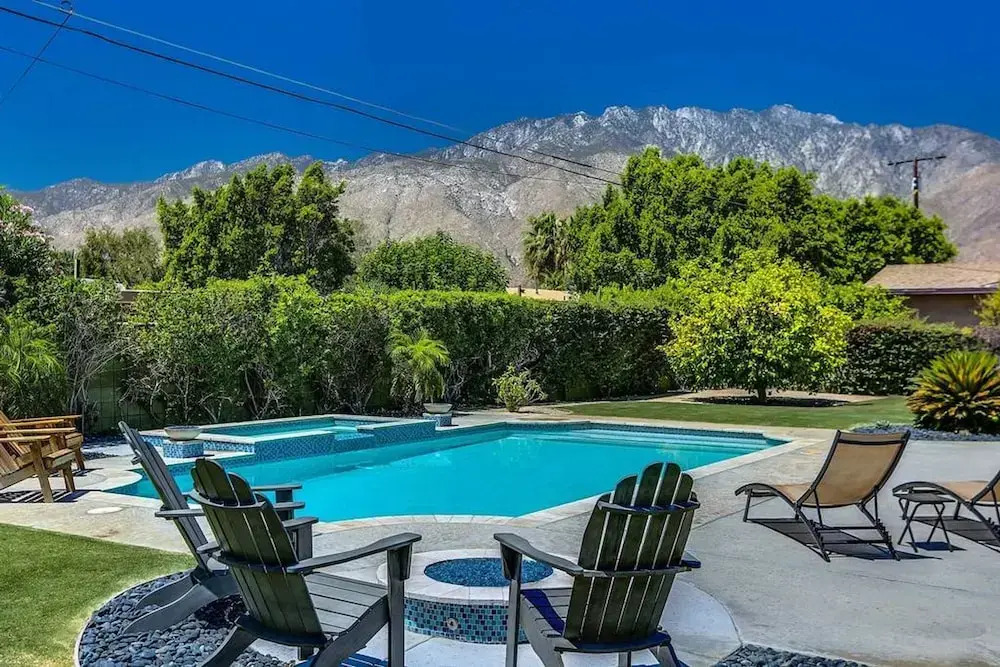 Relax at the 3BR Tranquil Oasis in Palm Springs