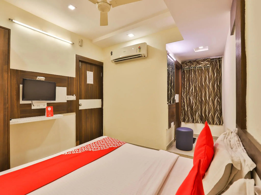 OYO 3649 Hotel Sree Balaji Residency