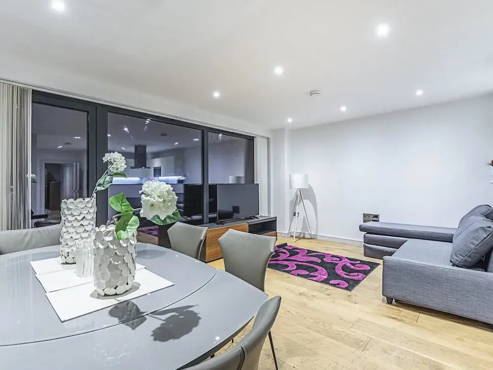 CE Apartments - Greenwich