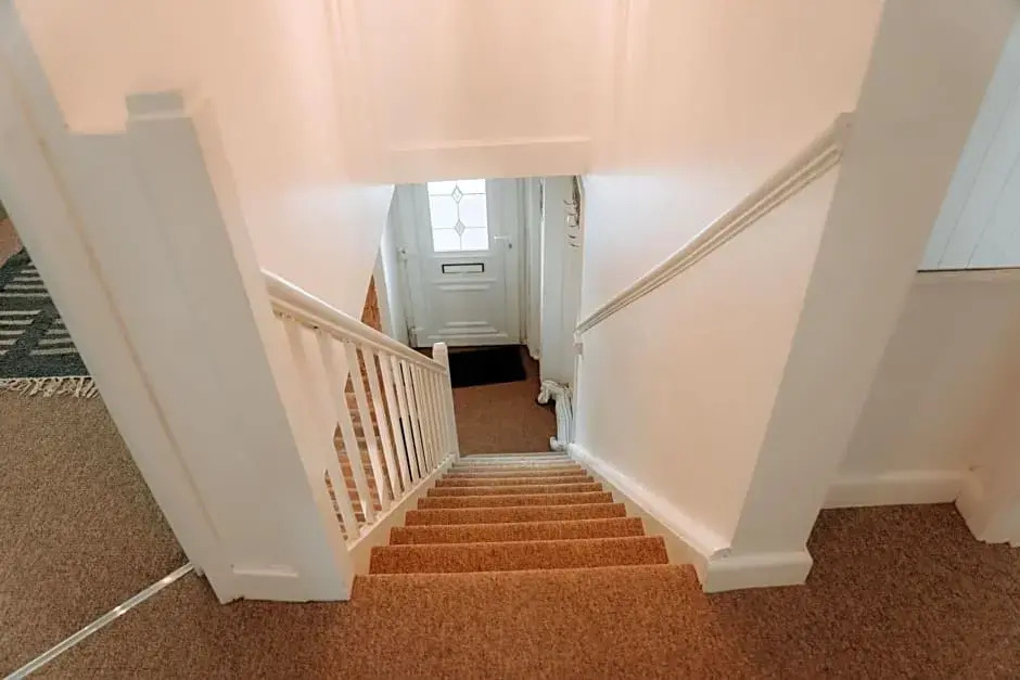 Hamilton Lodge - Cottage sleeps 8