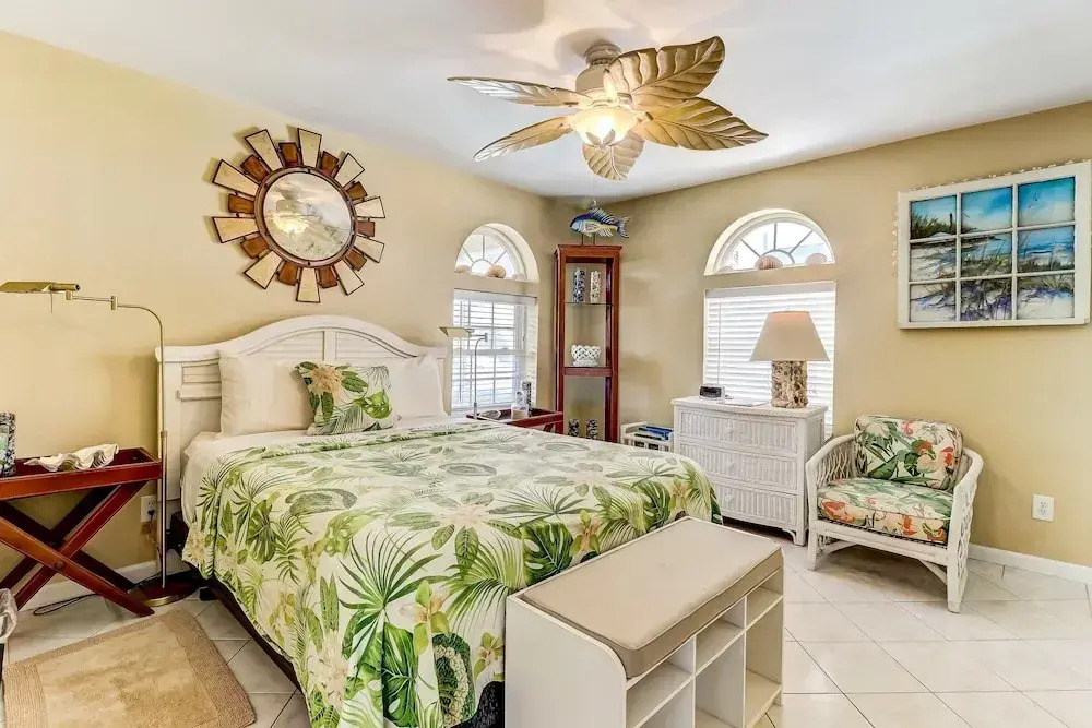 534 N. Fletcher Ave. #1 2 Bedroom Cottage by RedAwning