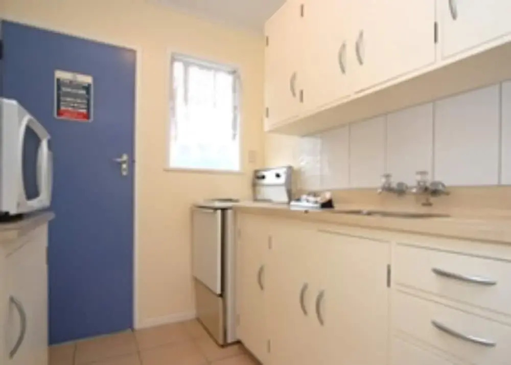 Frimley Lodge Motel