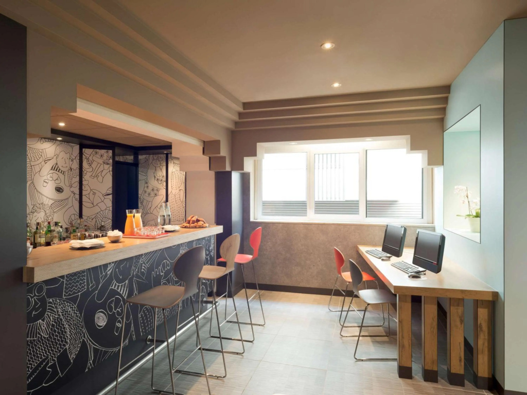 Отель ibis Milano Centro