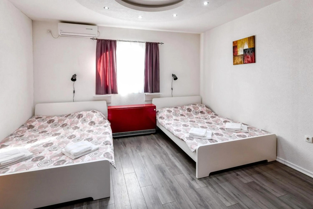 Central Monument Apartment Bojkovic