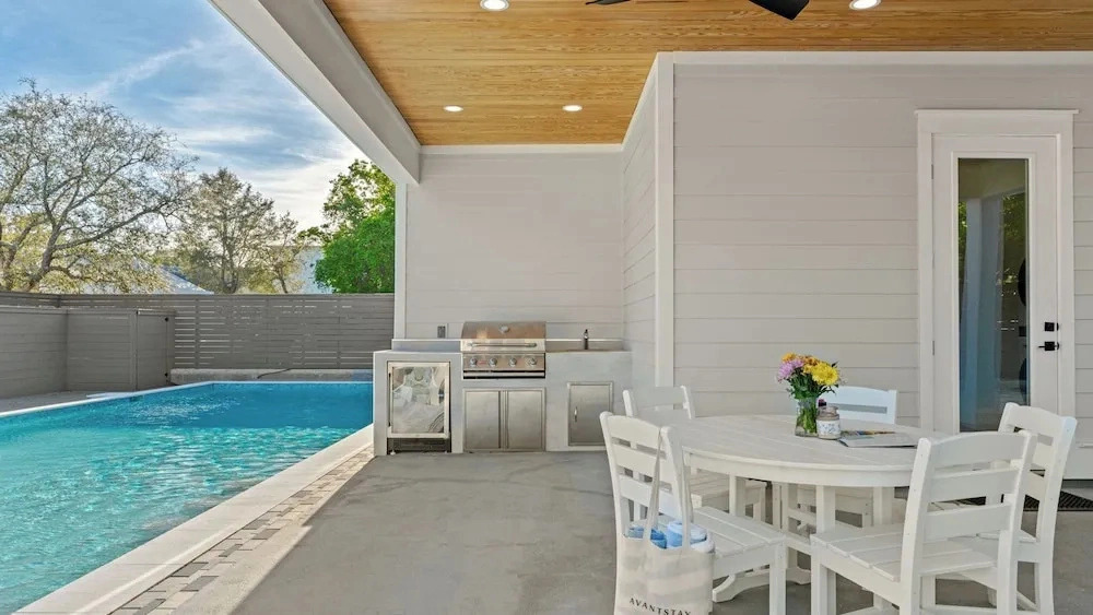Woodland Shores by Avantstay Sleeps 22 Massive Pool + Spa Golf Cart + Game Room + BBQ Near Seaside