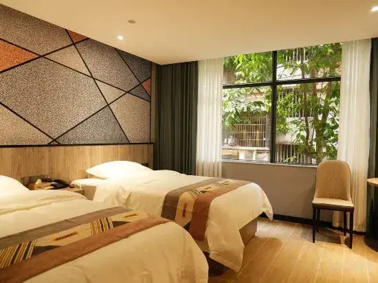 Guangzhou Yuanli Hotel (Pazhou Exhibition Chigang Subway Station)
