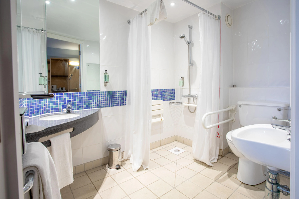 Holiday Inn Express Dunfermline by IHG