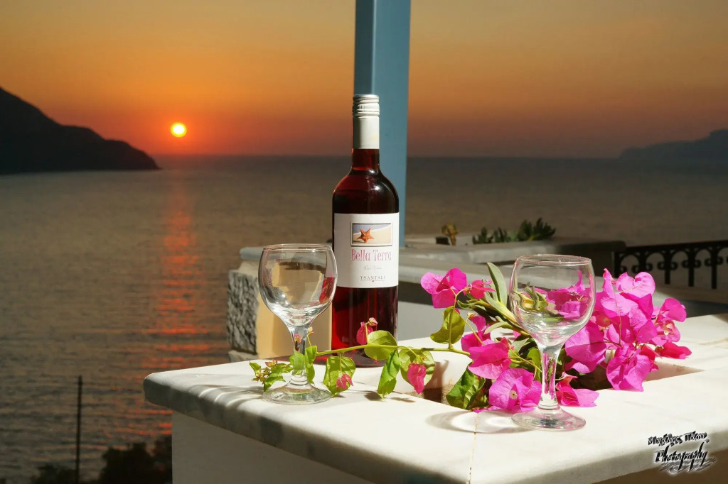 Elena Village Hotel & Suites