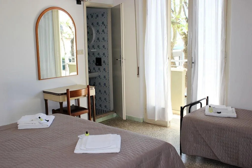 Hotel Leda