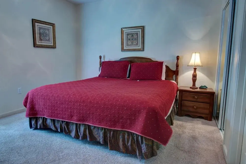 Whispering Pines 214