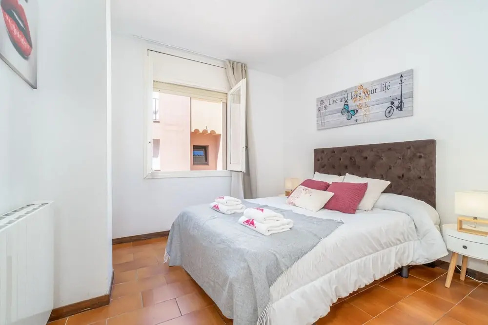 Empuriabrava Apartment With Pool, Parking