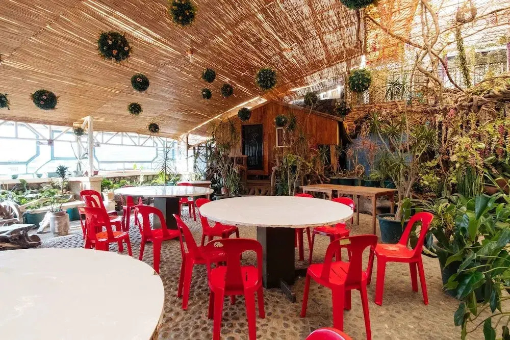 RedDoorz Plus near Strawberry Farm Baguio