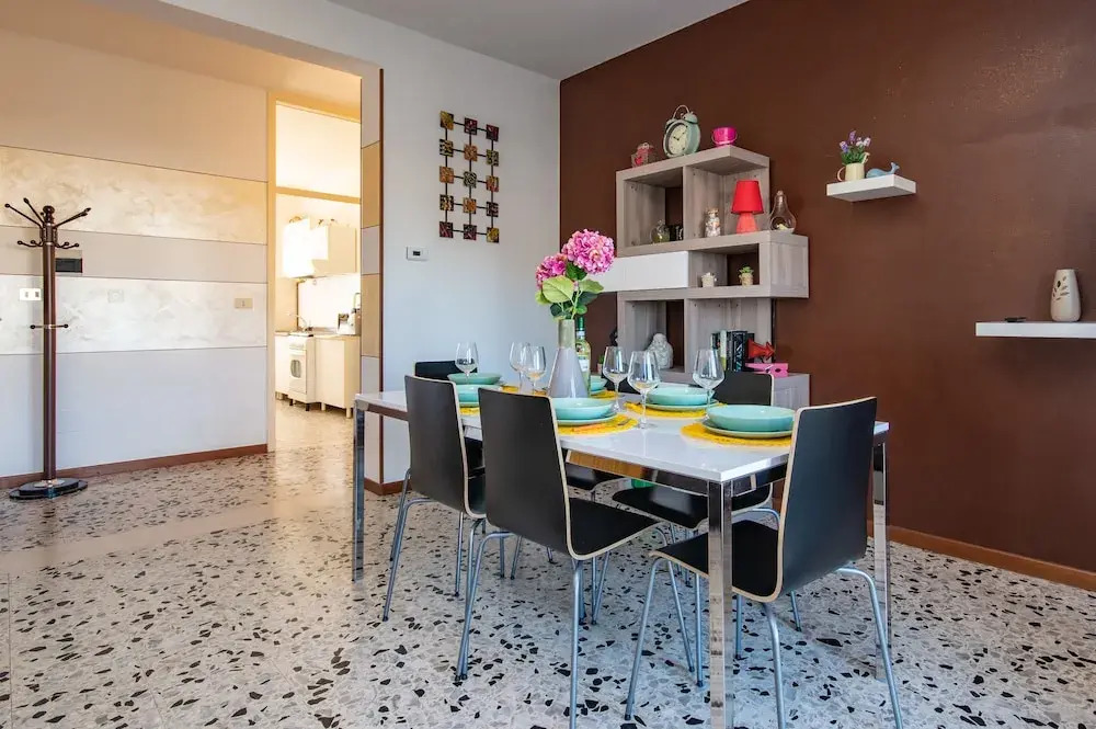 Isa Garden Apartments
