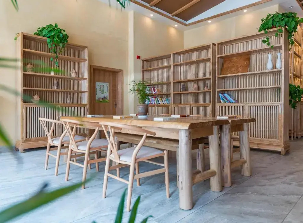 Yunxianju Tea Culture Theme Hotel