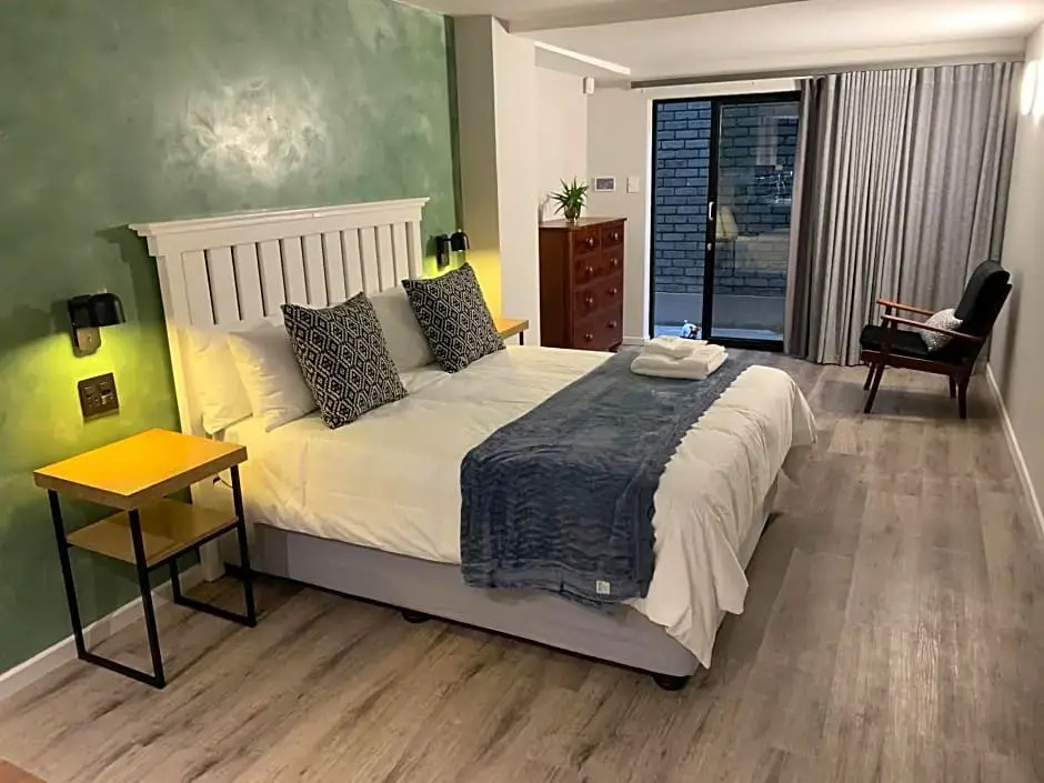 Coral Wood Self Catering Suites and B&B