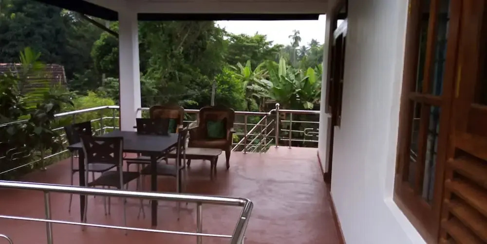 Senuri Home stay