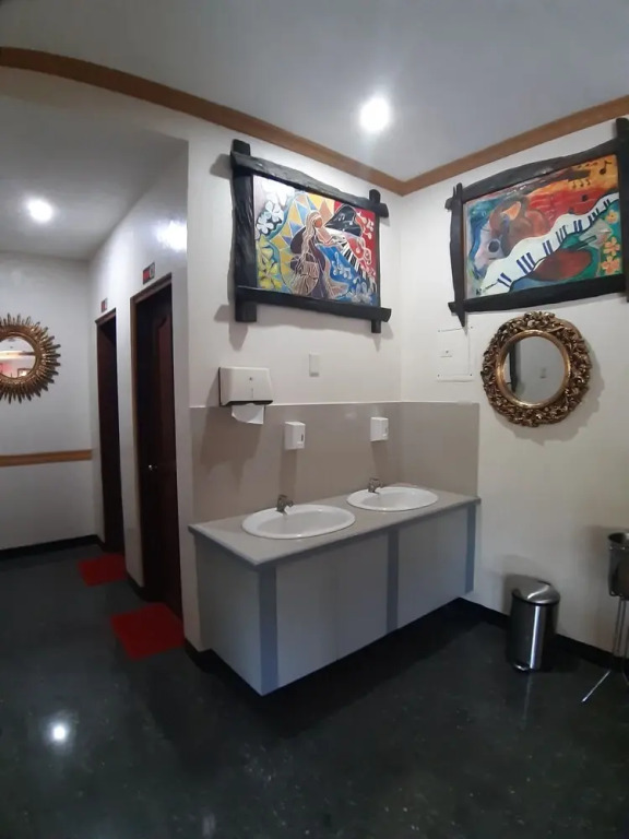 OYO 612 New Casamila