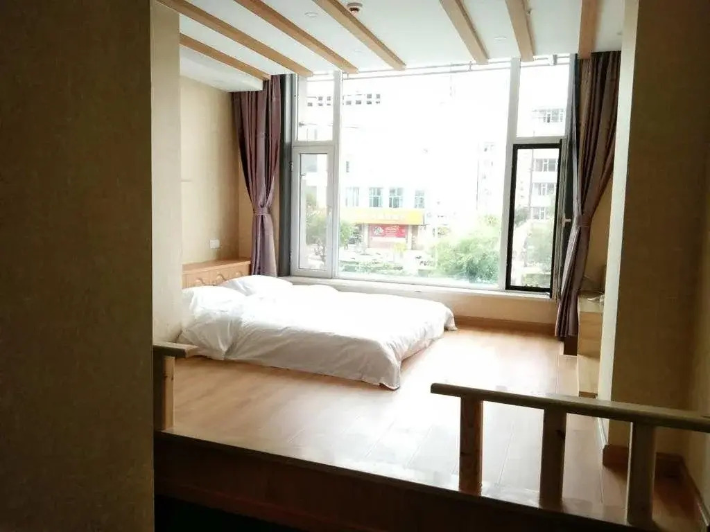 Feifanjiari Sunrise Hotel