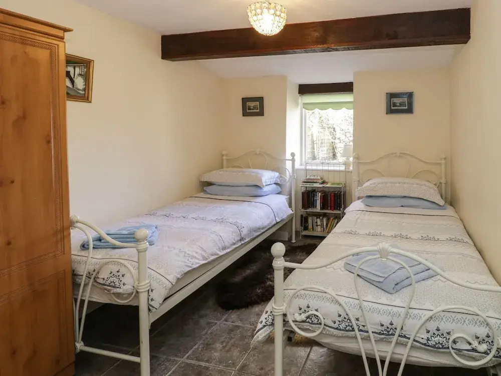 Buzzard Cottage