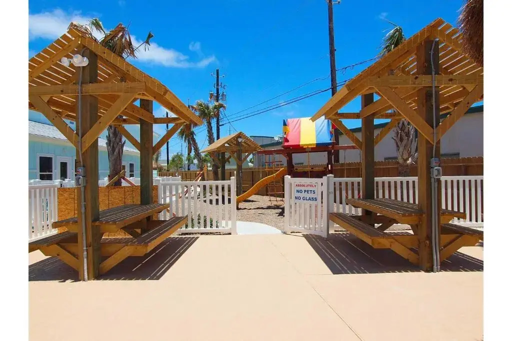 Nemo Cay Resort D150K Poolside by Padre Escapes