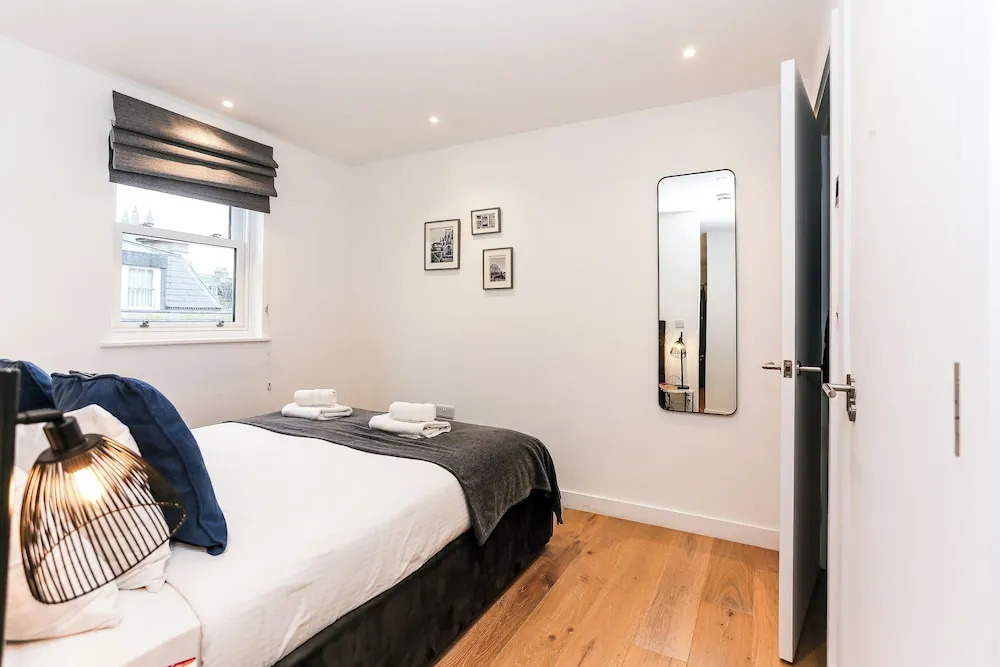Chapel - Central Studio Apartment