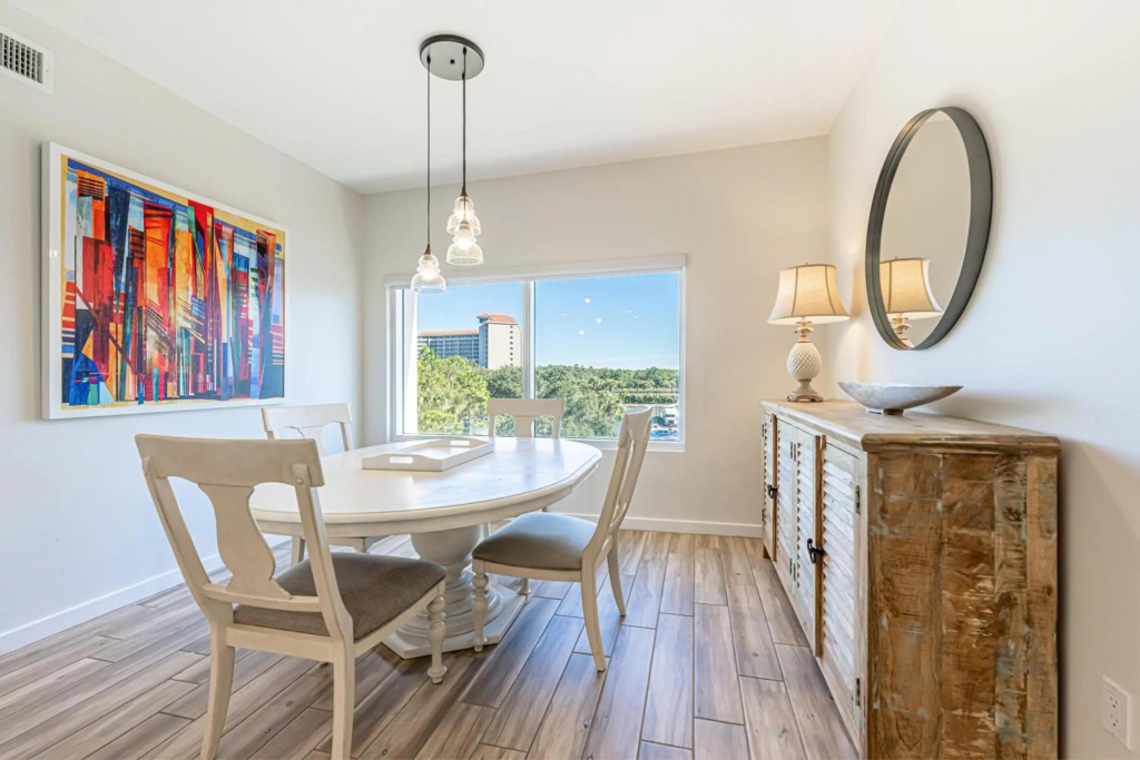 Luau II 6231/6233 - flr2 - 2BR 2BA