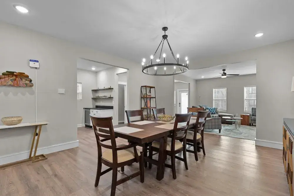 Bright Urban Comfort | JZ Vacation Rentals