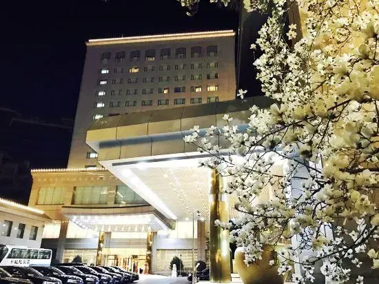 Guoyi Hotel