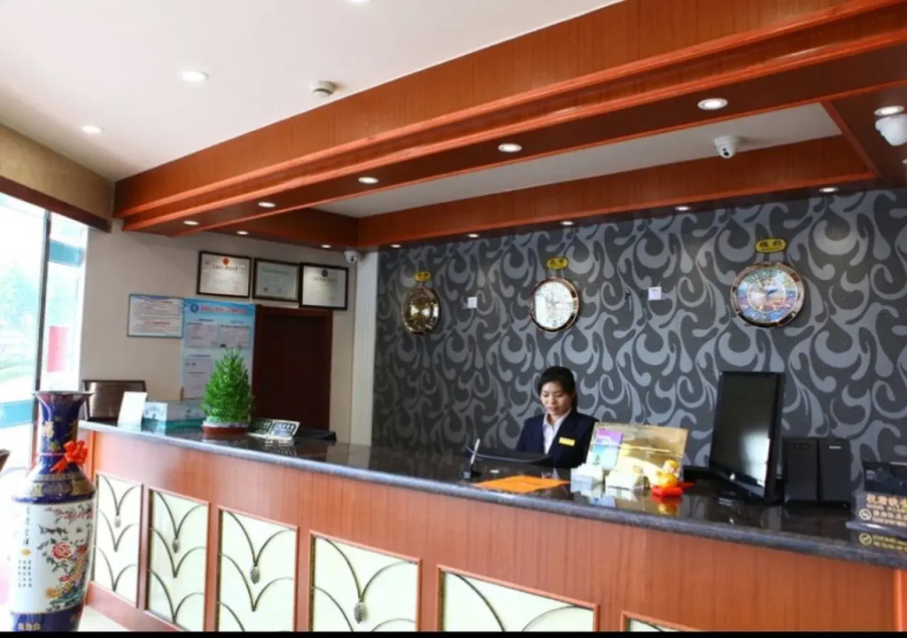 GreenTree Inn Shanghai University of Sport Express Hotel