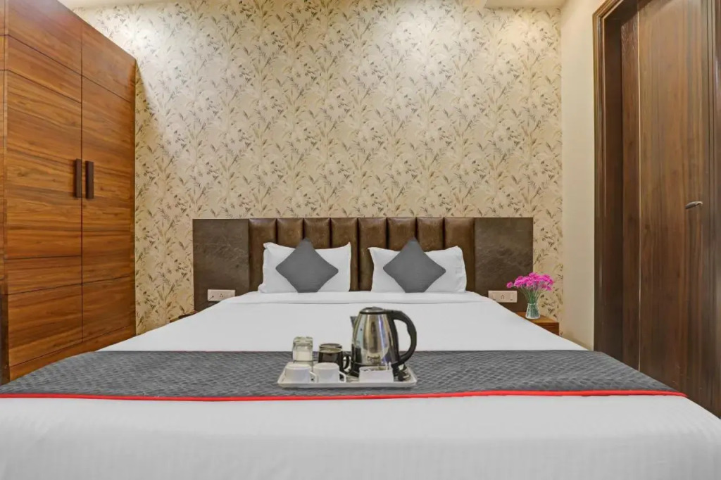 OYO Townhouse 1085 Hotel A Residency