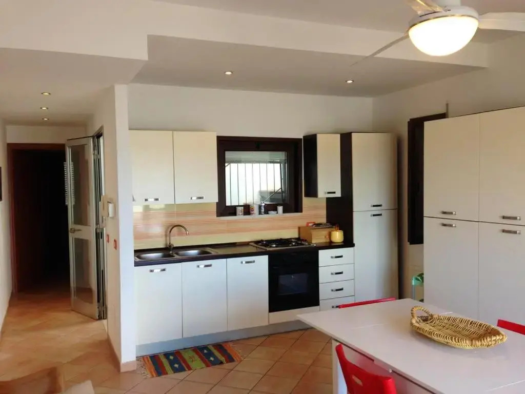 2 bedrooms house with wifi at Alcamo