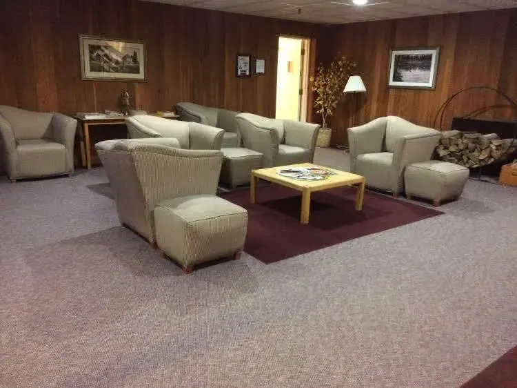 Forest Glen Inn